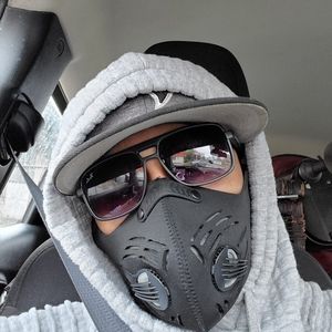 Meet your Posher, Malcolm